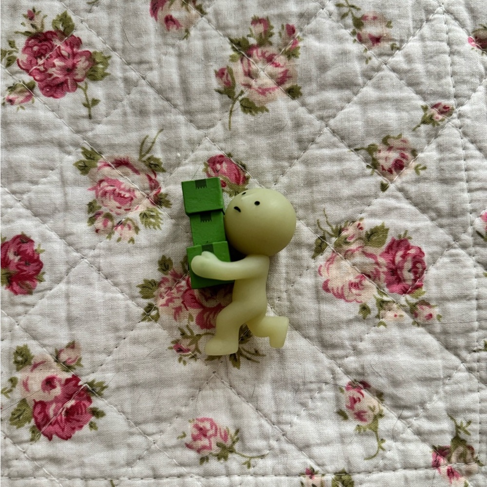 Smiski mini figure